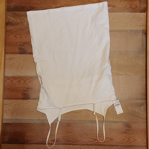 New white and black Aerie tank top - Picture 2 of 4